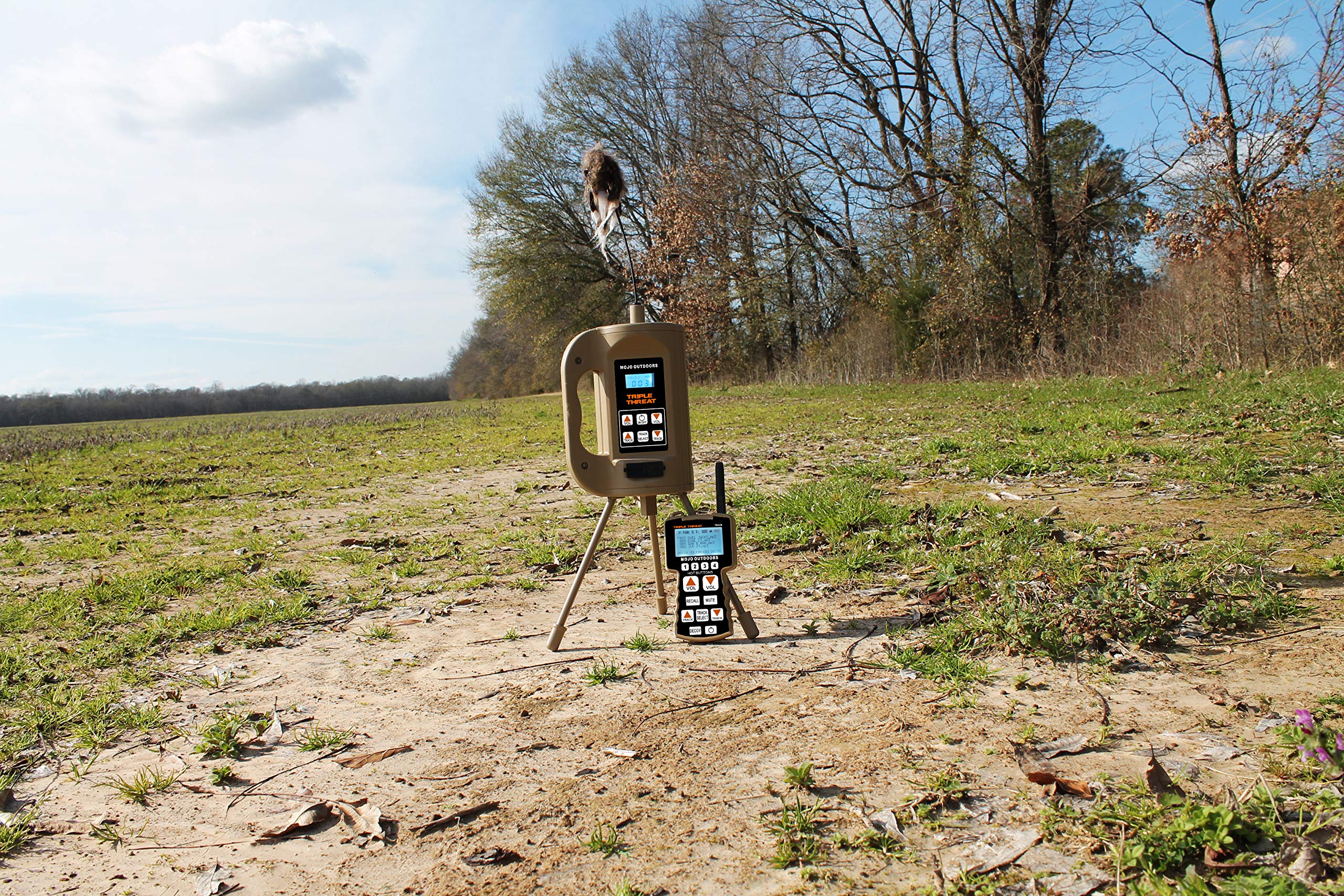 MOJO Outdoors Triple Caller Predator