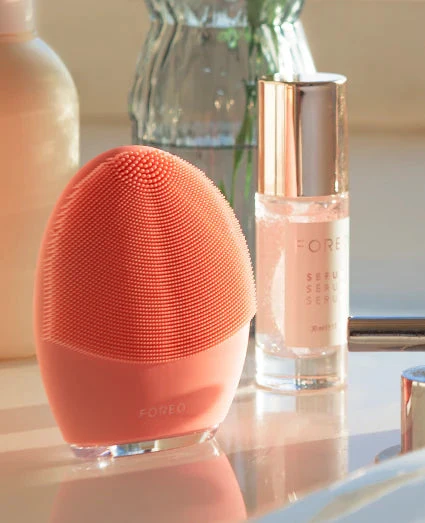 Foreo Luna 4 Smart Facial Cleansing Device