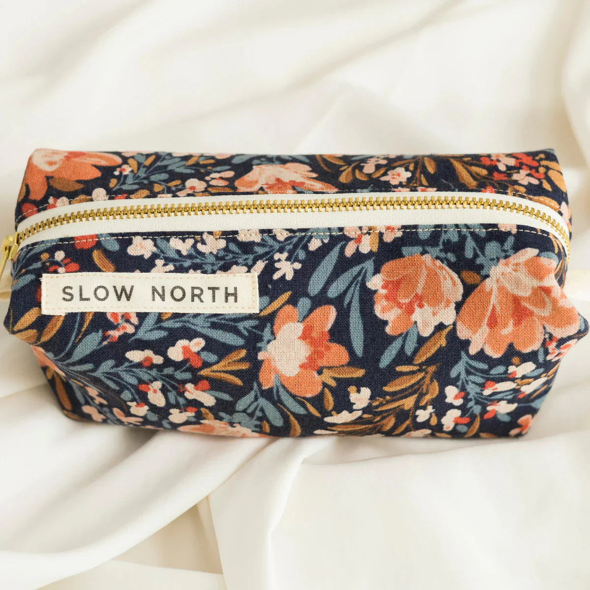 Slow North Travel Pouch - Best Choice For You