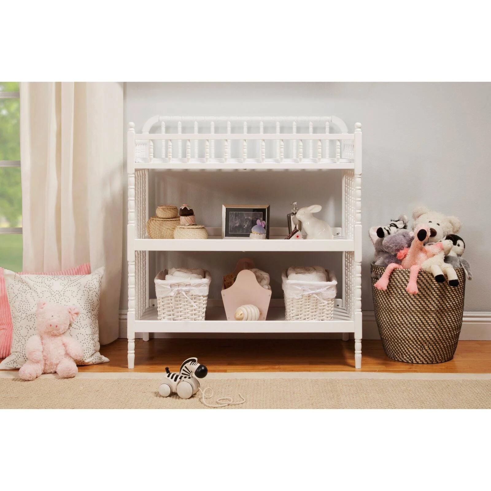 DaVinci Jenny Lind Changing Table in White Finish